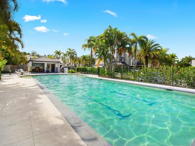 12 / 82-86 Limetree Parade, Runaway Bay