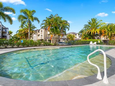 12 / 82-86 Limetree Parade, Runaway Bay